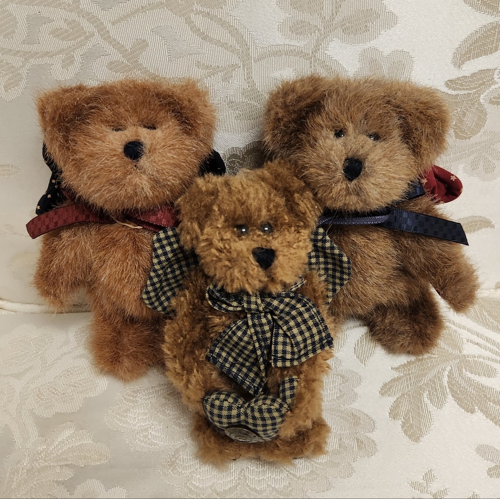 Retired Boyds Bears Plush Betsie & Ross Angelstar & Billy Bob Plush Ornaments